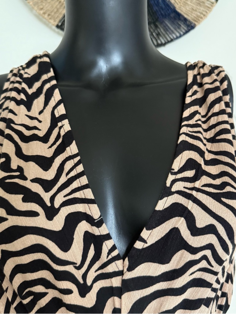 Sleeveless Zebra-Print Maxi Dress in Beige and Black - Picture 13 of 16